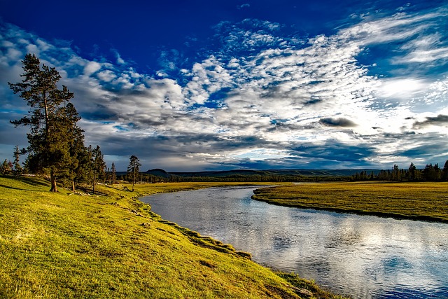 Uncover Wyoming’s Haunting History: Top Ghost Tours for Travel Enthusiasts